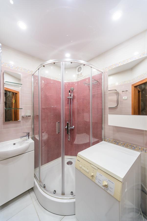 Apartment On Lesi Ukrainky Blvd Kyjev Exteriér fotografie